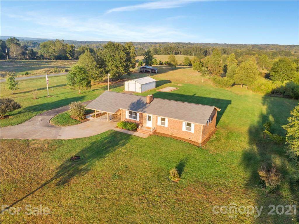 200 Baxter Cemetery Road - Photo 1