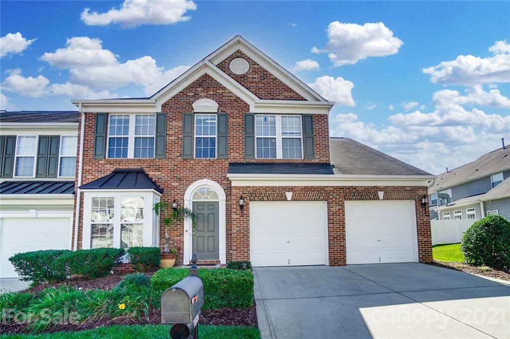 11641 Eastwind Drive - Photo 1