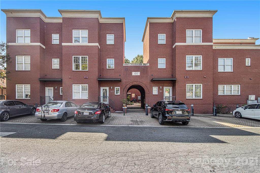 400 Clarice Avenue - Photo 1