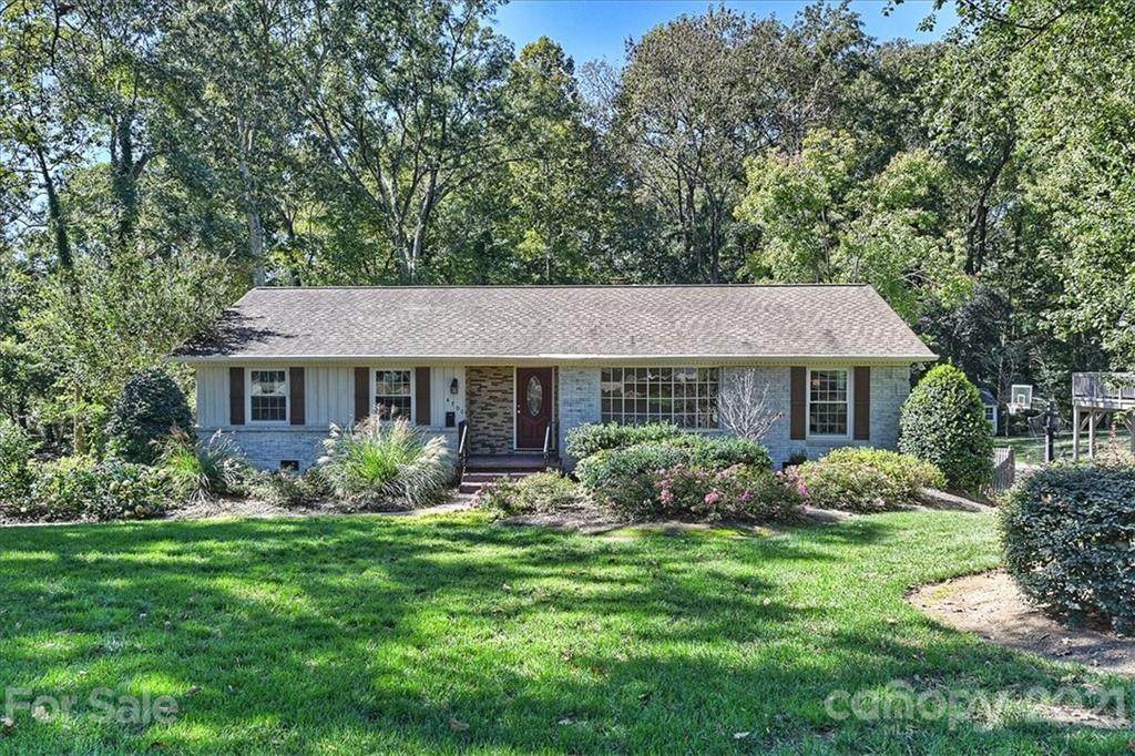 4700 Water Oak Road - Photo 1