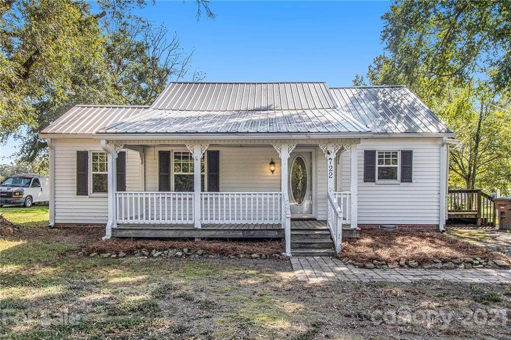 722 Union Street - Photo 1