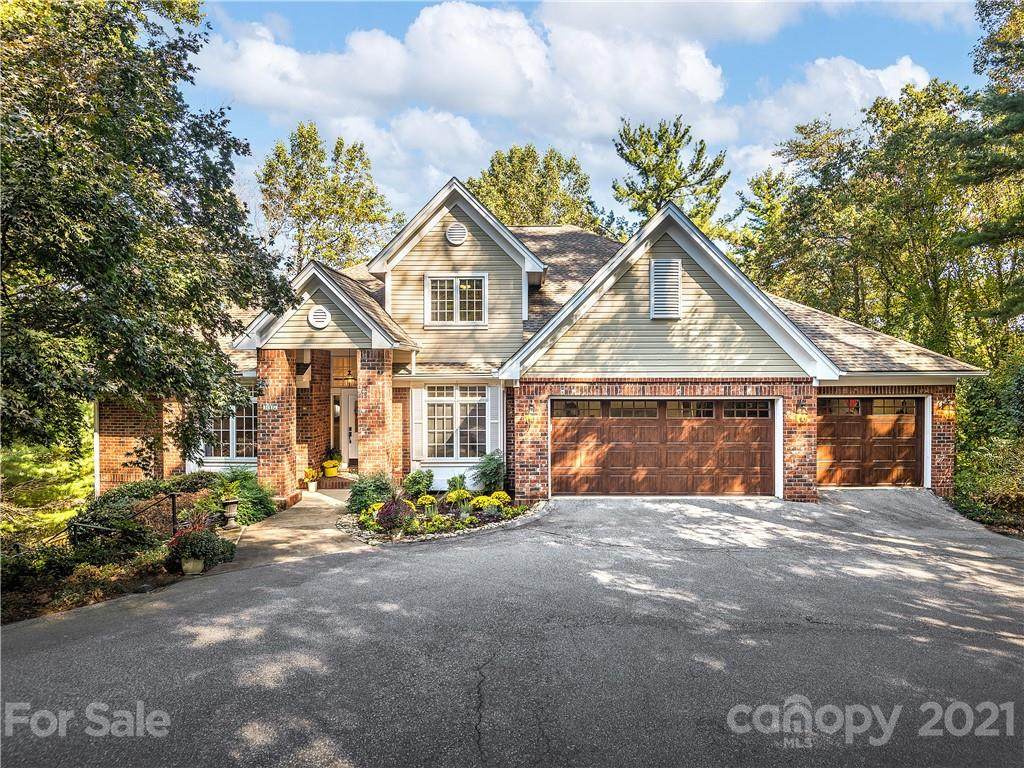 307 Blakewood Court - Photo 1