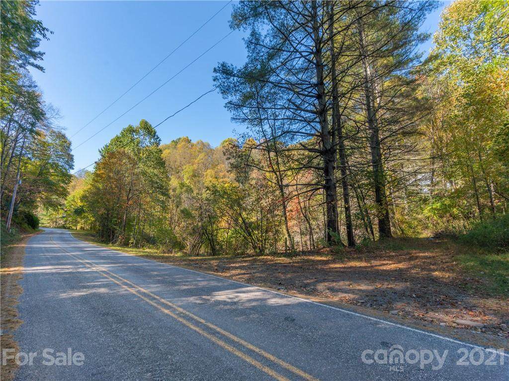 000 Fox Run Road - Photo 1