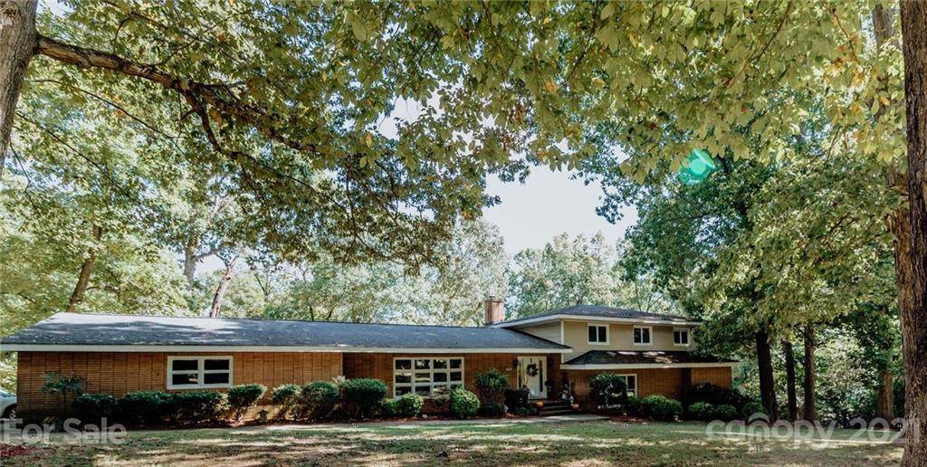 1705 Lake Monroe Drive - Photo 1