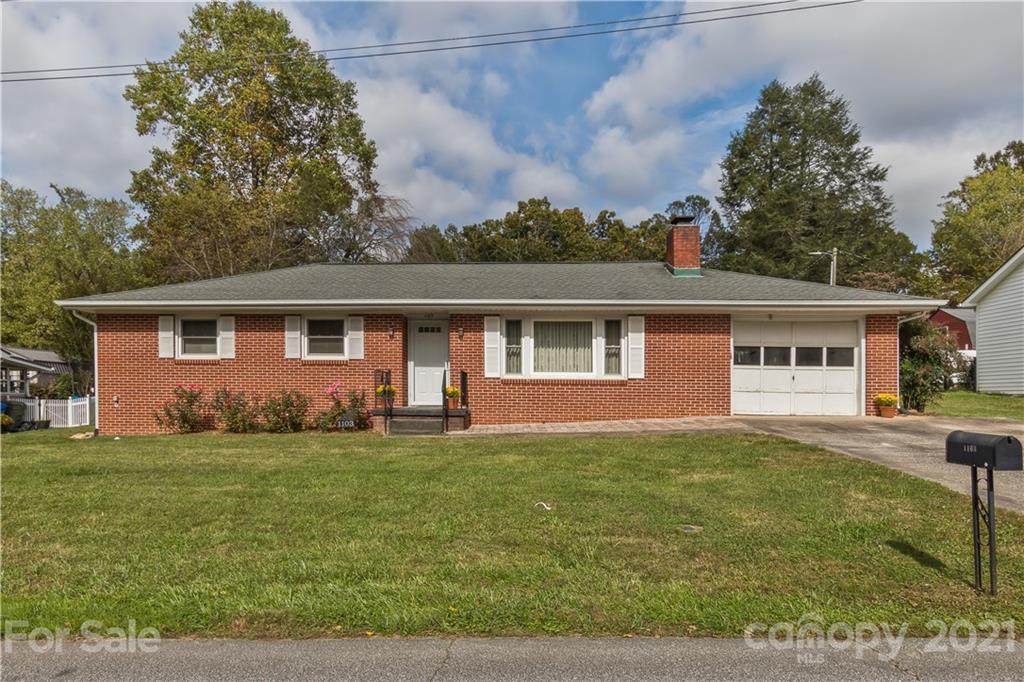 1103 Cherokee Drive - Photo 1