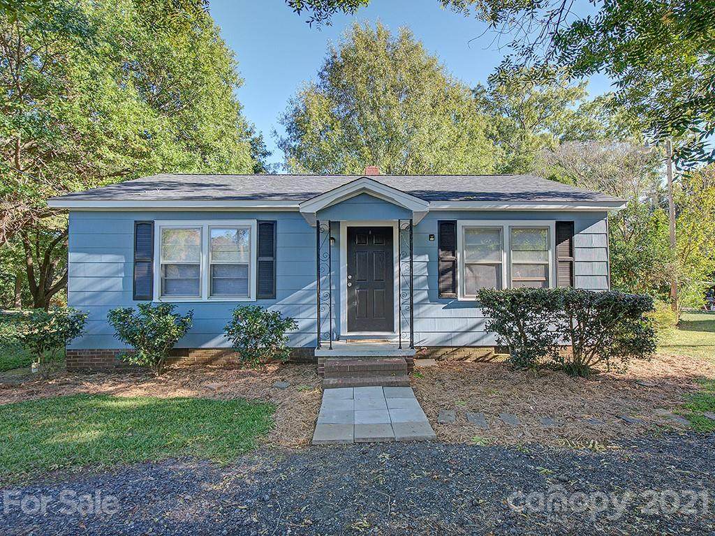 222 Twin Lakes Road - Photo 1