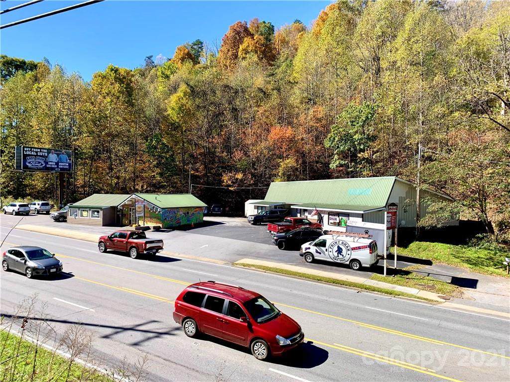 972 East Main Street - Photo 1