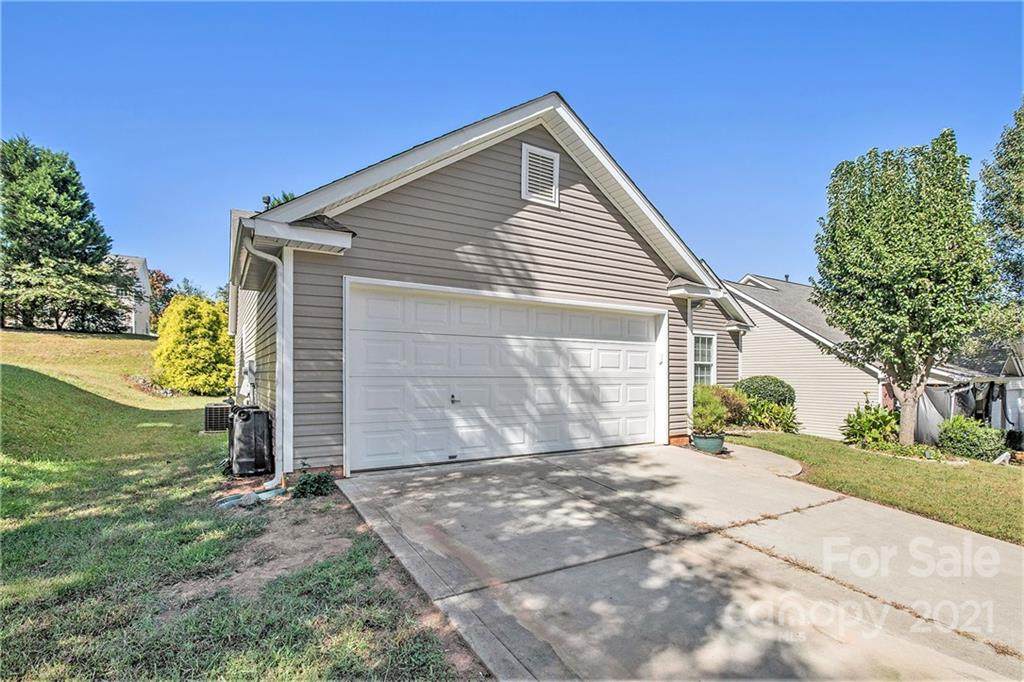 549 River View Drive - Photo 1