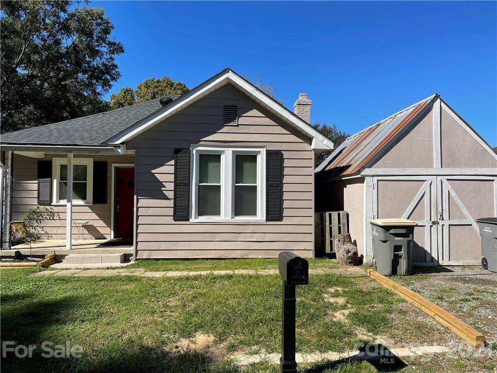 1205 Moss Avenue - Photo 1