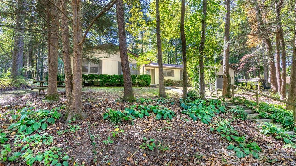 11 Alton Way - Photo 1