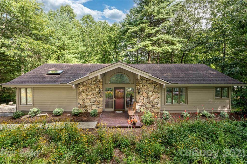 212 Pheasant Run - Photo 1