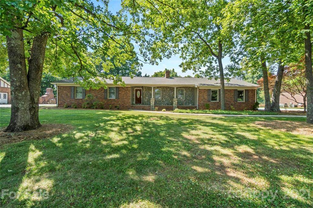 3741 Glenn Oaks Drive - Photo 1