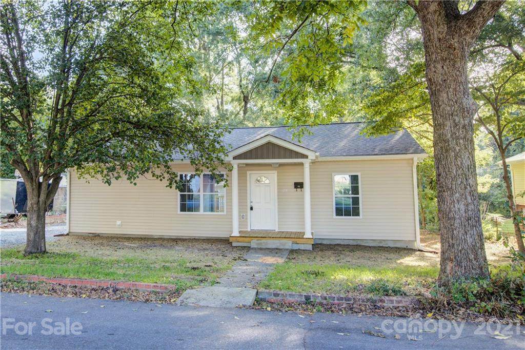 404 West Street - Photo 1