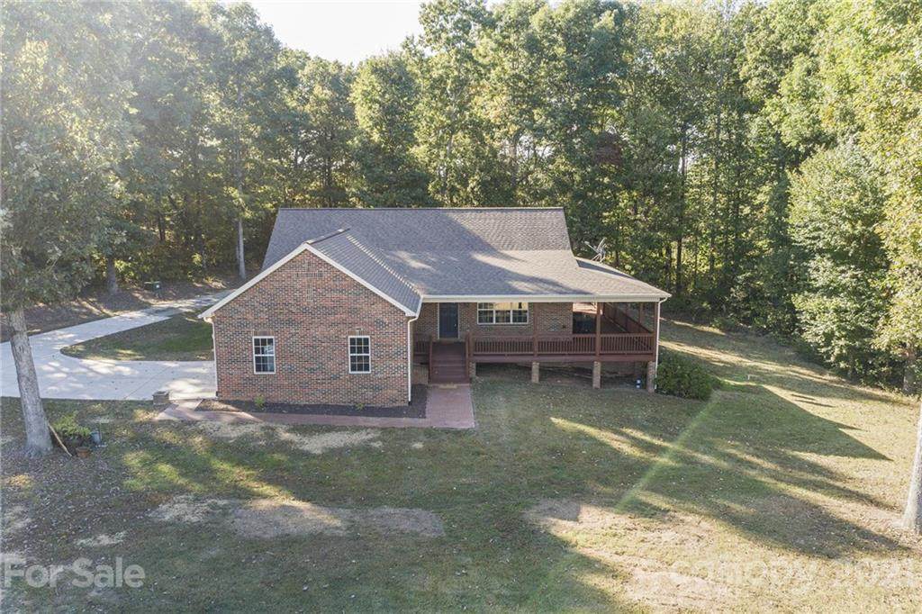 571 Shoal Road - Photo 1