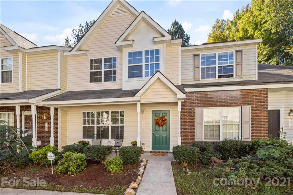 7520 Petrea Lane - Photo 1