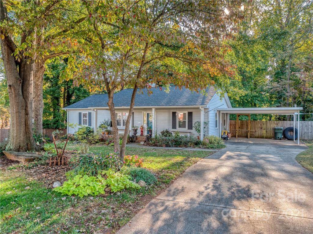 2449 Amity Avenue - Photo 1