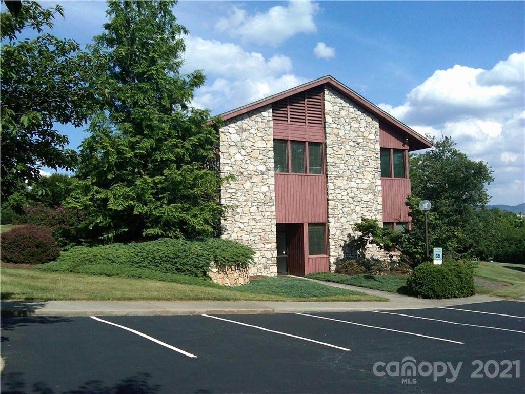 230 Hilliard Avenue - Photo 1