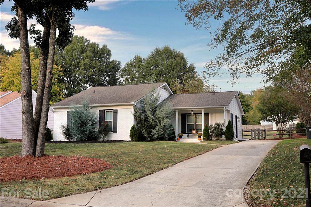 8831 Gamesford Drive - Photo 1