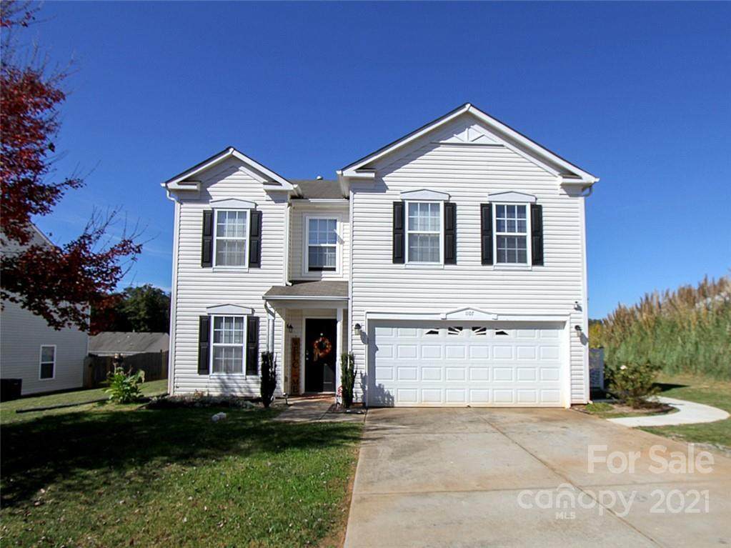 1107 Adirondak Drive - Photo 1