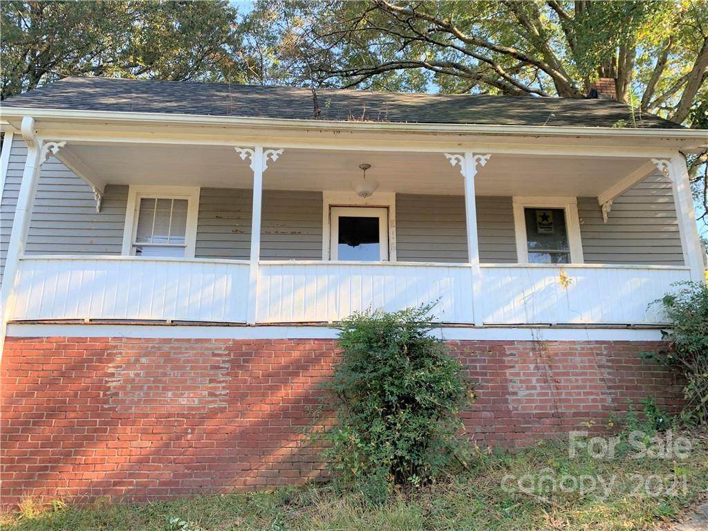 213 Franklin Avenue - Photo 1