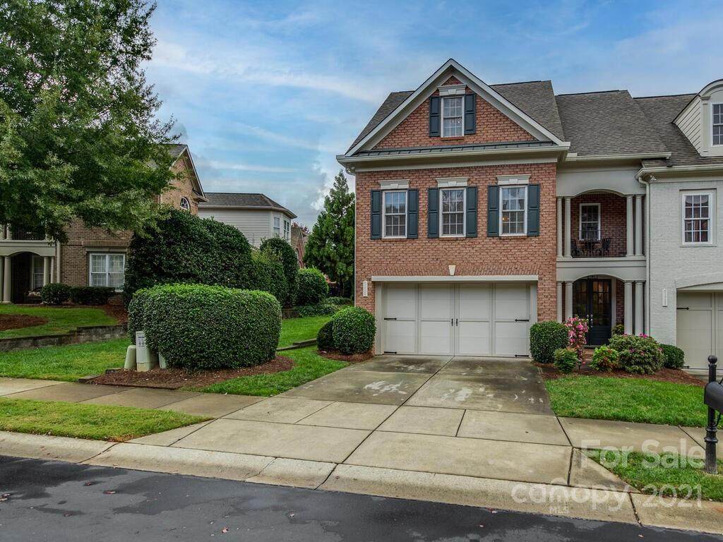 11724 Easthampton Circle - Photo 1