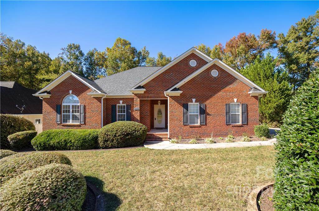 2300 Tradewind Court - Photo 1