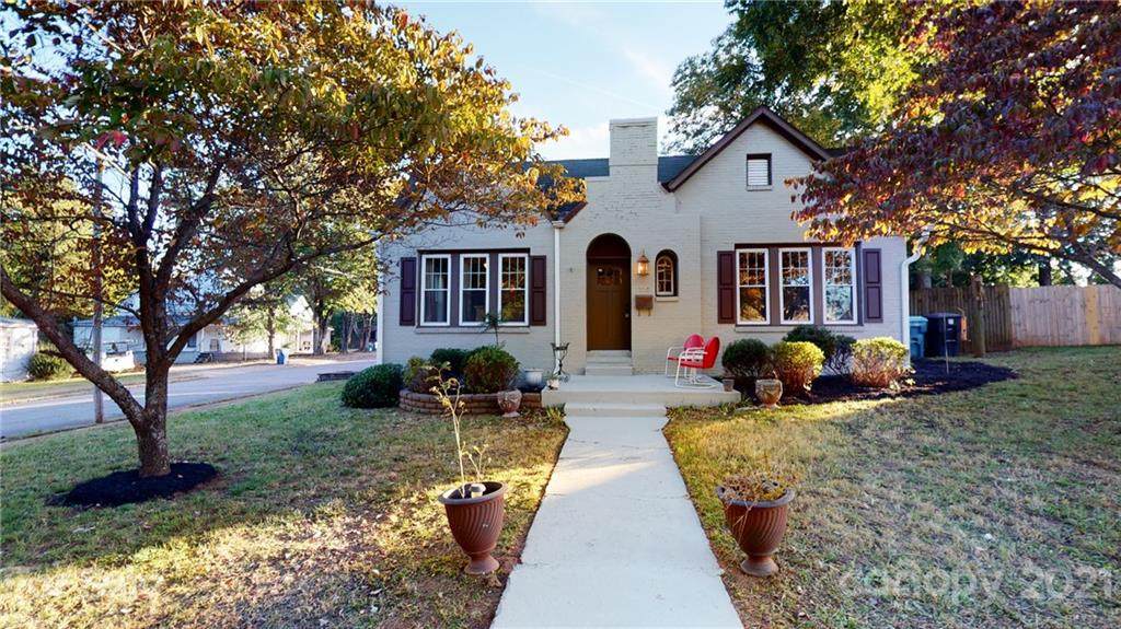 130 Arlington Street - Photo 1