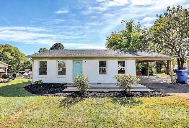 413 Picadilly Lane - Photo 1