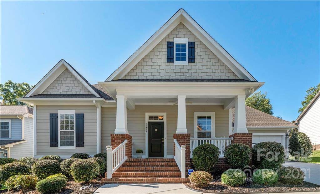 11316 Warfield Avenue - Photo 1