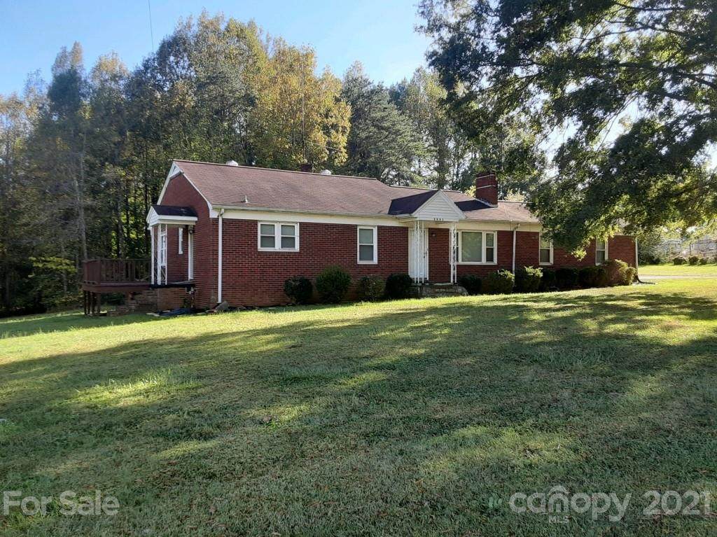 2481 Hickory Highway - Photo 1