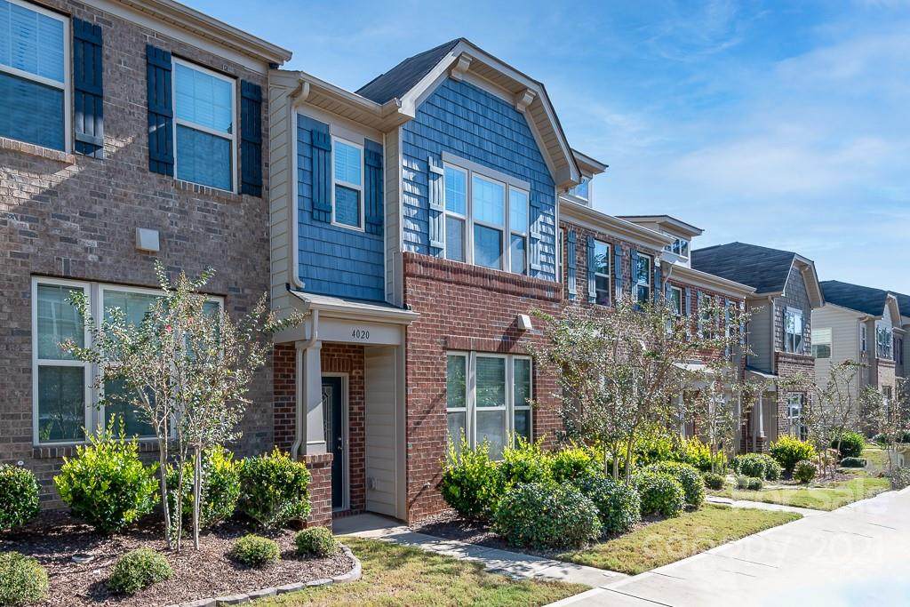4020 Black Walnut Way - Photo 1