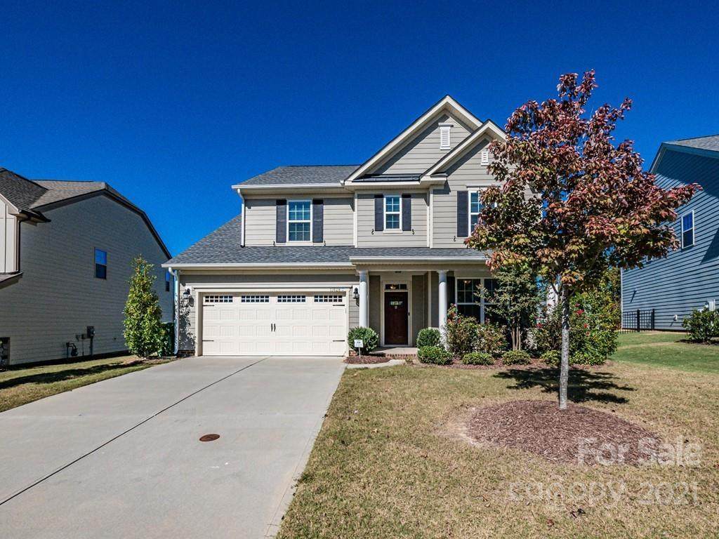 17428 Austins Creek Drive - Photo 1