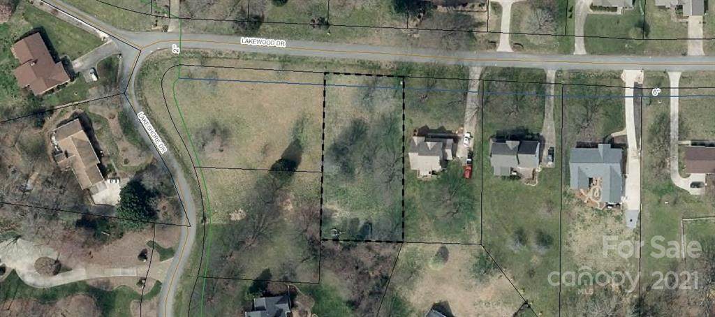 121 Lakewood Drive - Photo 1