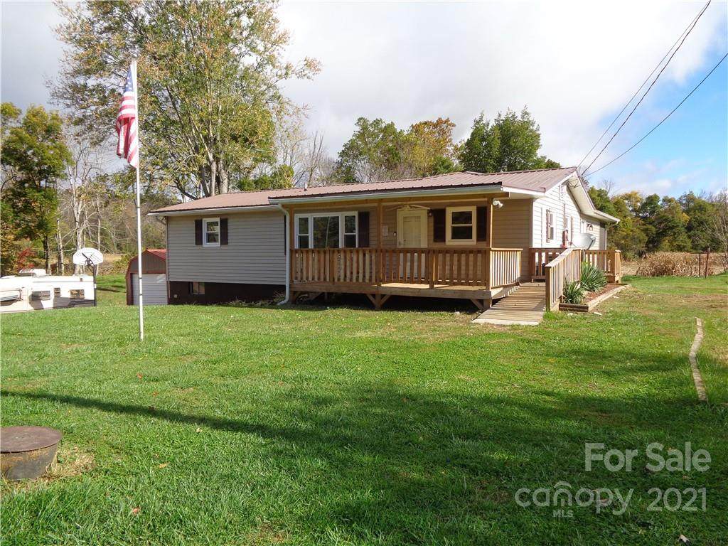 324 Brookside Drive - Photo 1
