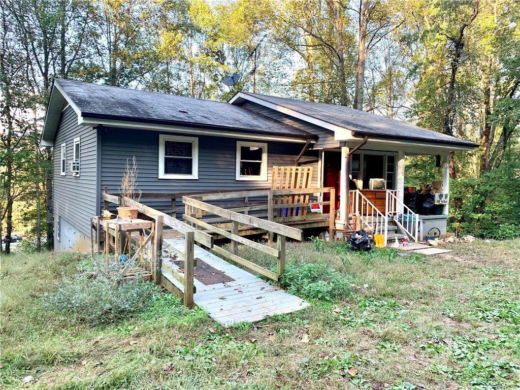 112 William Parks Lane - Photo 1