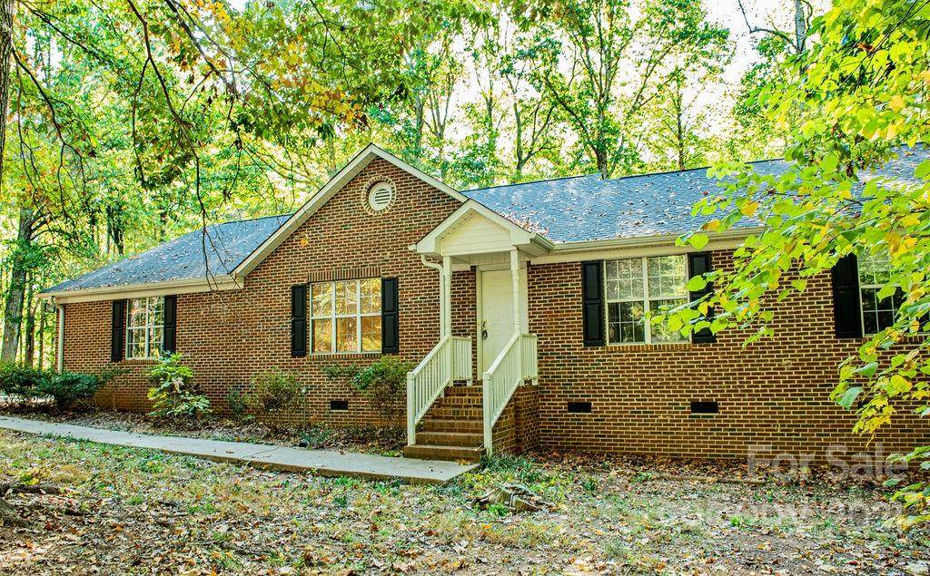 636 Wilderness Trail - Photo 1