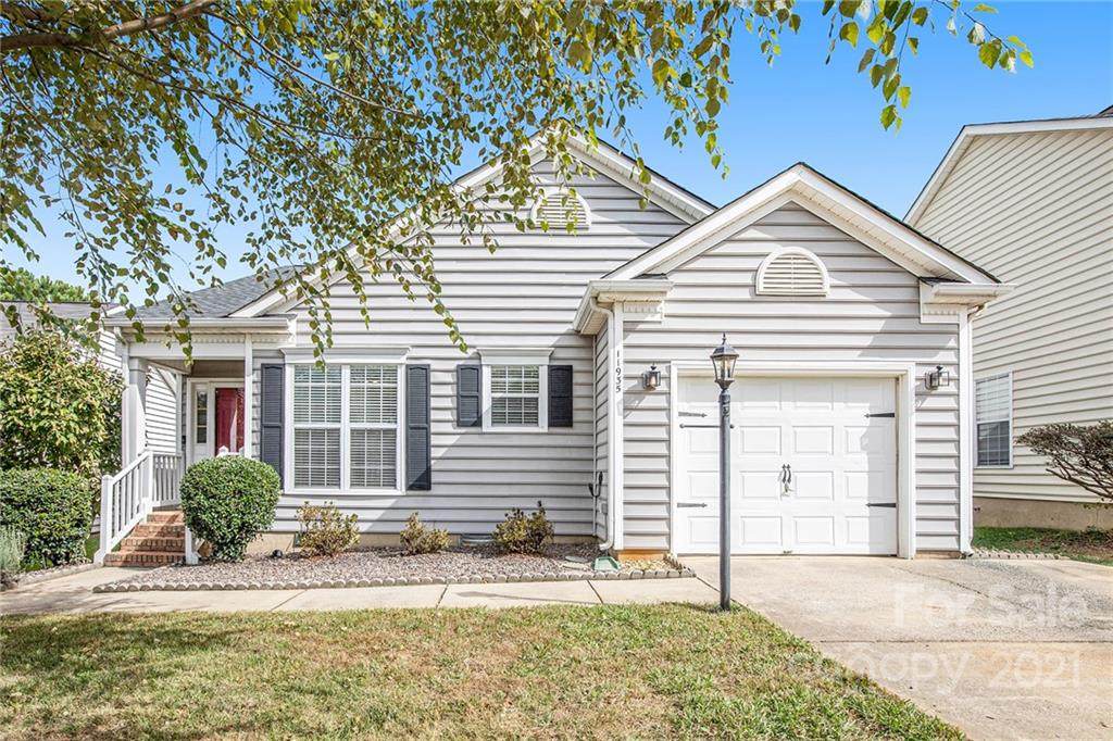 11935 Brownestone View Drive - Photo 1