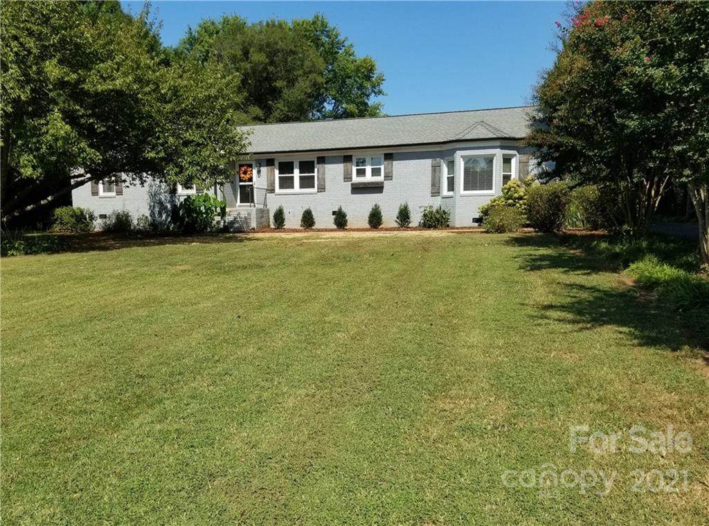 406 Mt Holly Huntersville Road - Photo 1