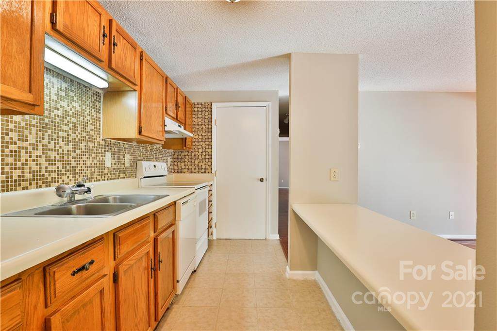 9531 Shannon Green Drive - Photo 1