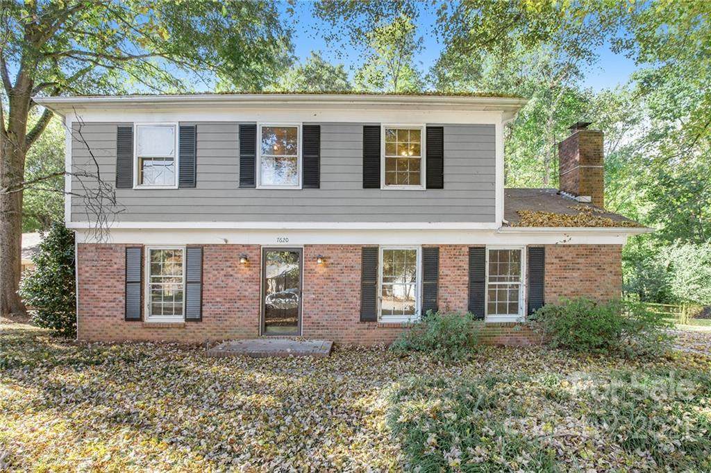 7620 Surreywood Place - Photo 1