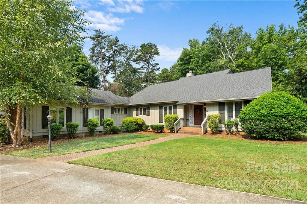 24 Old Fox Trail - Photo 1