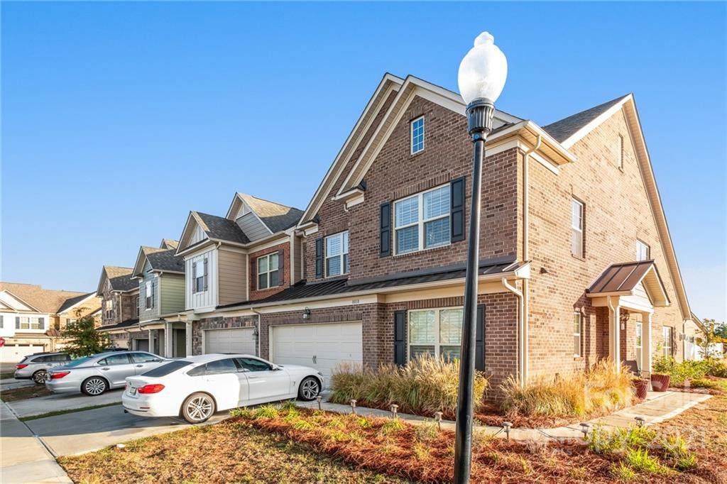 8018 Lantern Way - Photo 1