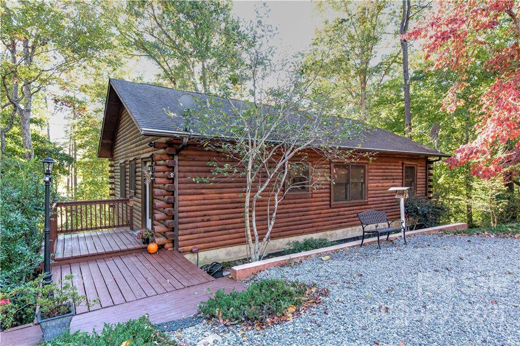 142 Deer Circle - Photo 1