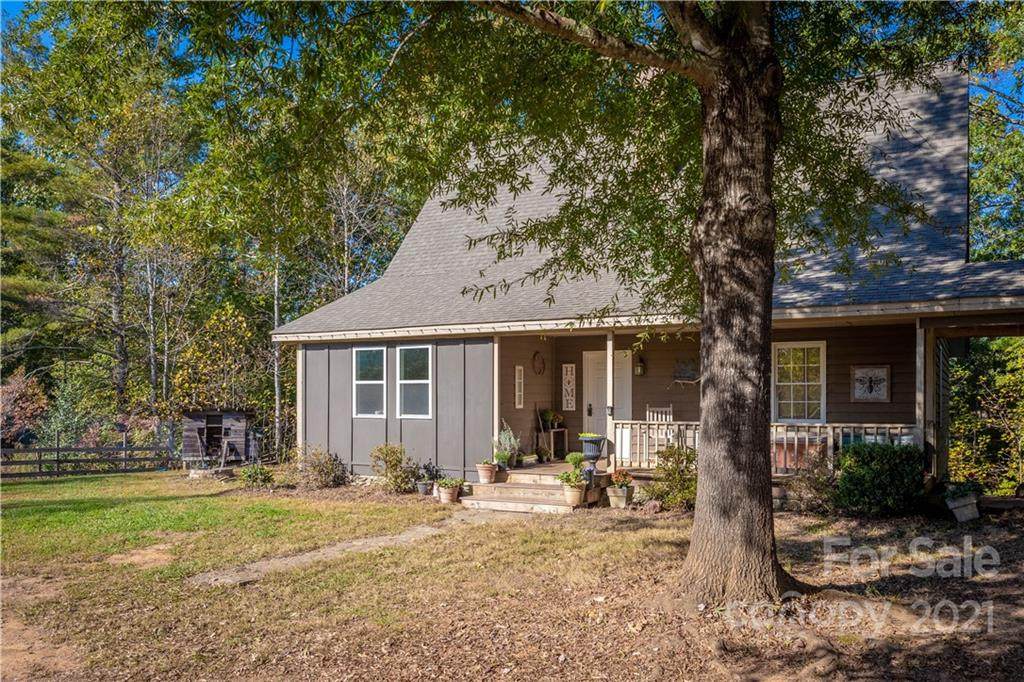 1860 Windy Hill Place - Photo 1