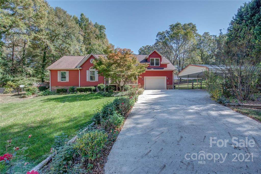 606 Balthis Street - Photo 1