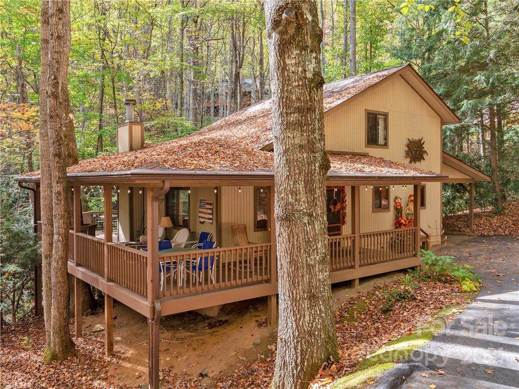 141 Creekside Drive - Photo 1