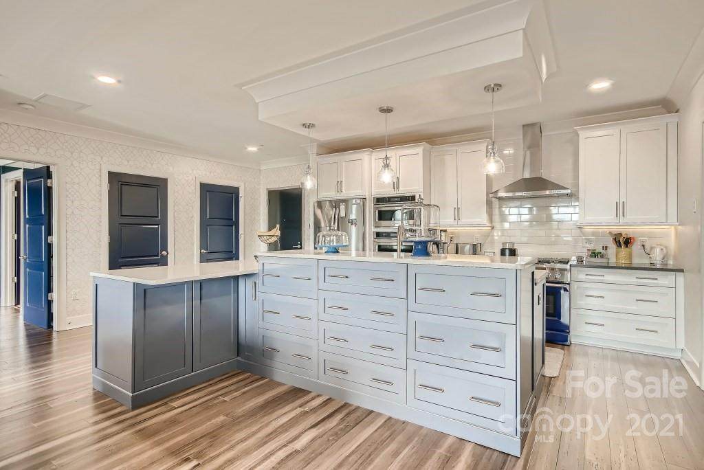 222 Caldwell Street - Photo 1