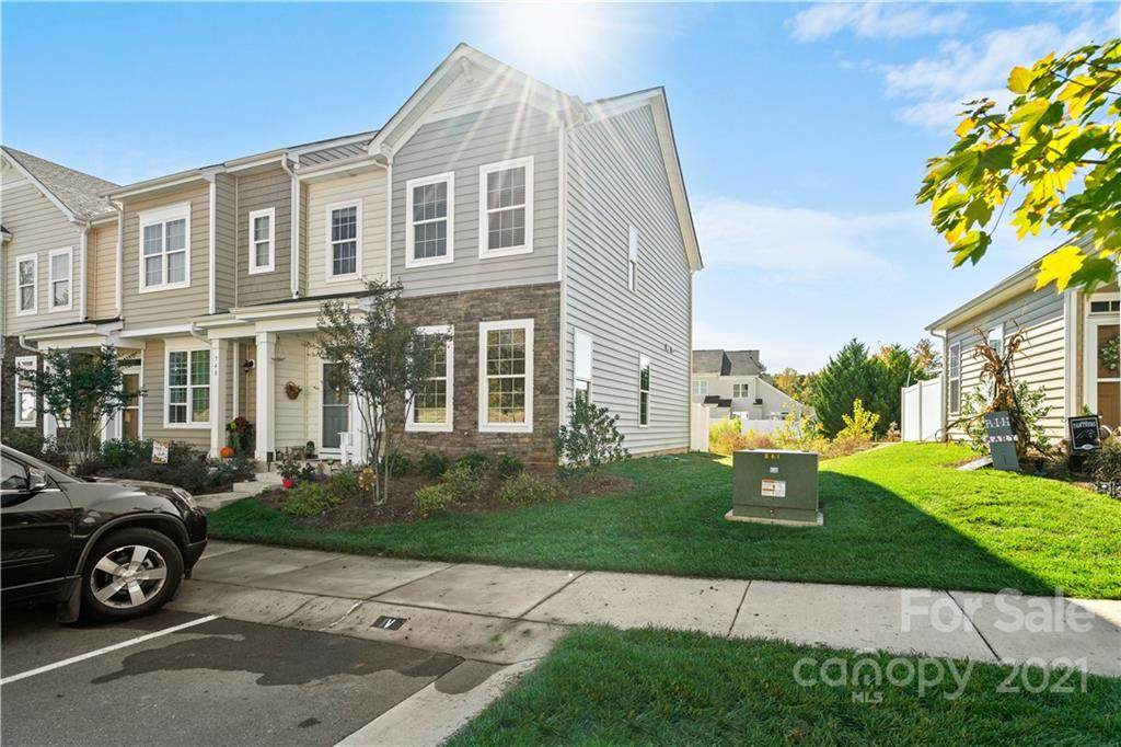736 River Park Road - Photo 1