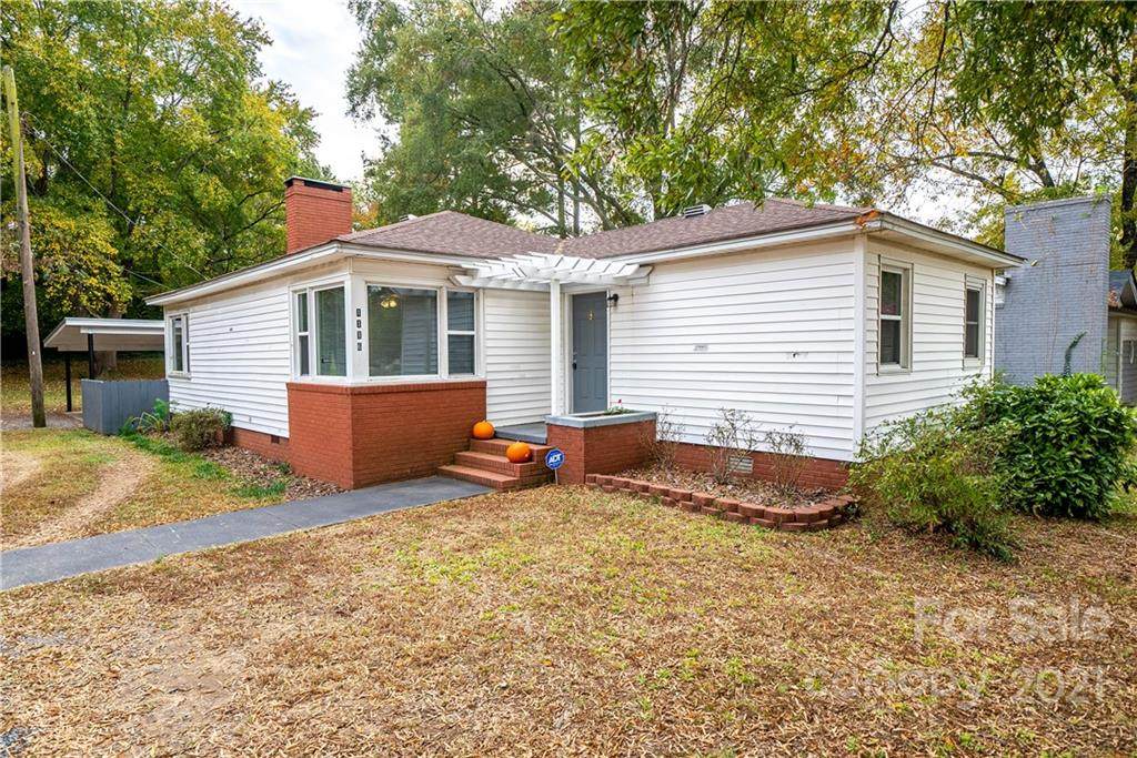 1116 Montgomery Avenue - Photo 1