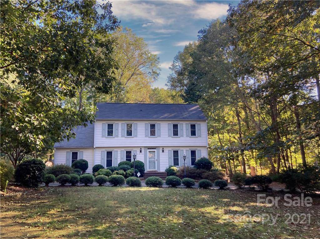2610 Connemara Drive - Photo 1